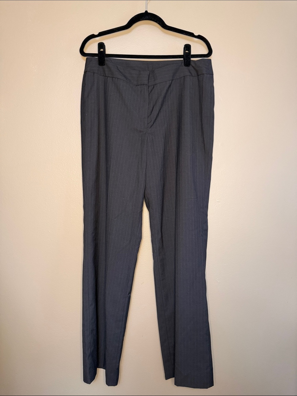 Women’s Jones New York Gray Pinstripe Dress Pants Trousers 00s - 12